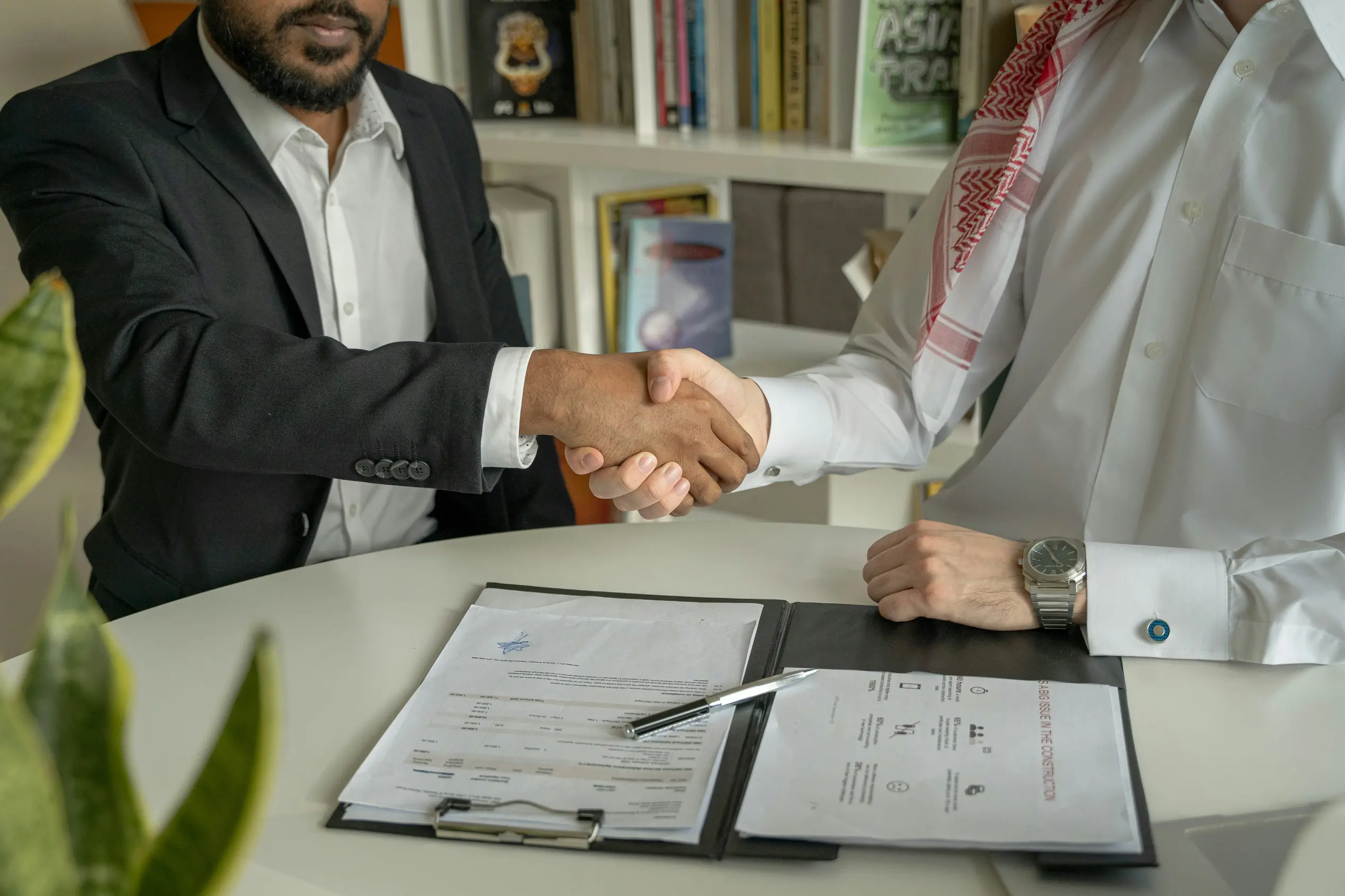 Where can I find a technology contract consultant?